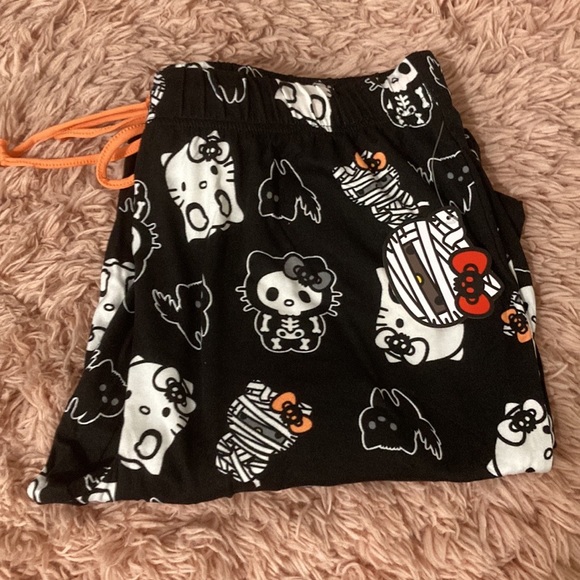 Hello kitty pj bottoms black and orange - Picture 2 of 4